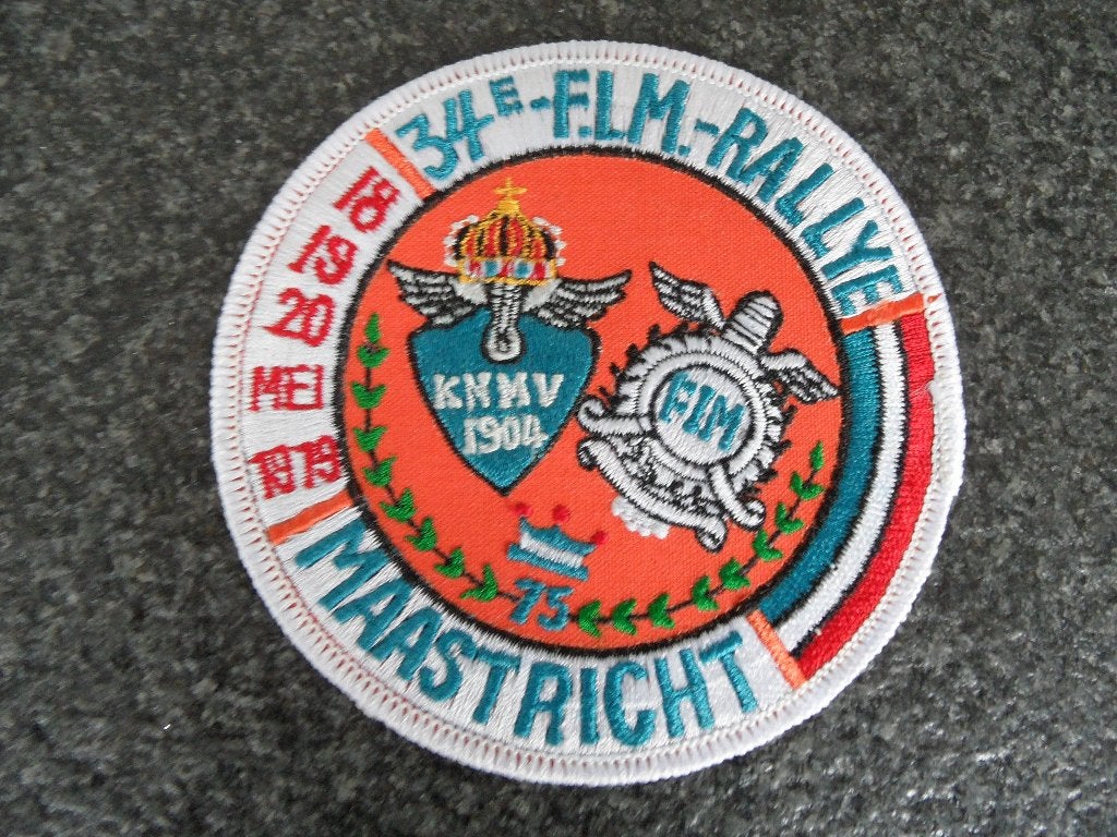K.N.M.V. motorbond 1979 badge, 34e FIM Rallye Maastricht, Verzamelen, Merken en Reclamevoorwerpen, Verzenden, Zo goed als nieuw