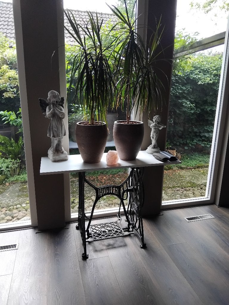 ANTIEKE NAAIMACHINE TAFEL/BIJZETTAFEL/SIDETABLE KÖHLER, Ophalen