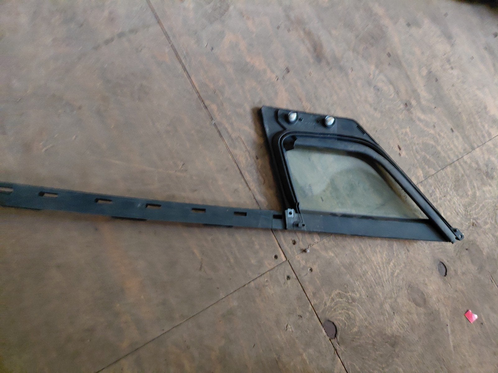 Onderdeel: Zijruit / Deurraam
Onderdeelnummer: 802522924R
Me, Ophalen of Verzenden, Nieuw, Renault