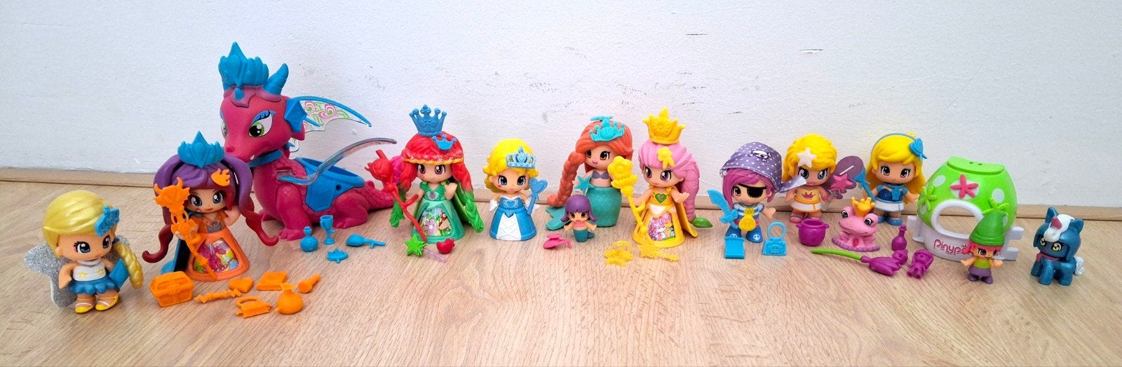 Pinypon sprookjes figuren met beestjes en assecoires, Ophalen of Verzenden, Zo goed als nieuw