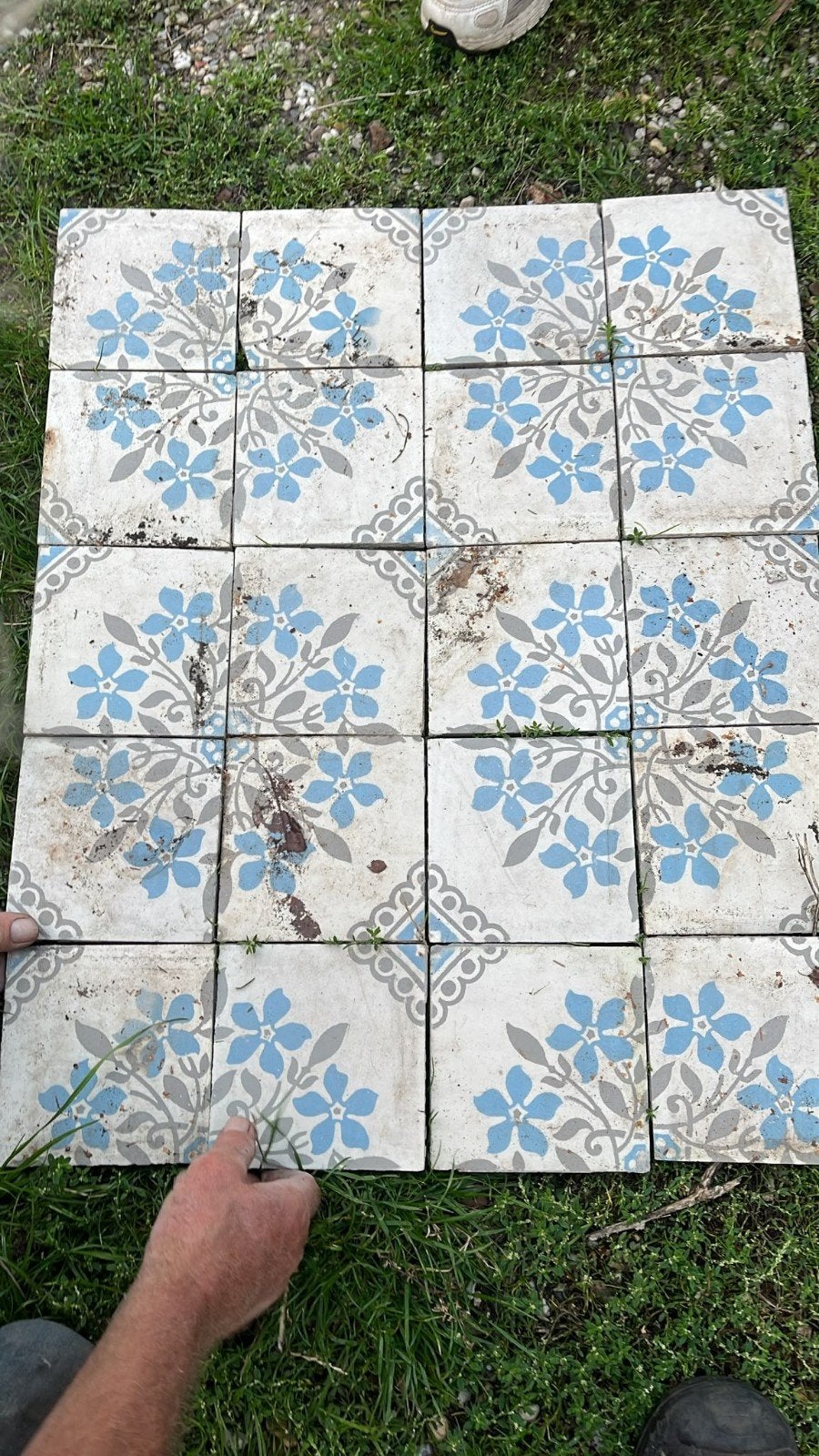 Vintage cementtegels met blauw bloemmotief, Ophalen, Overige materialen, Gebruikt, 20 tot 40 cm