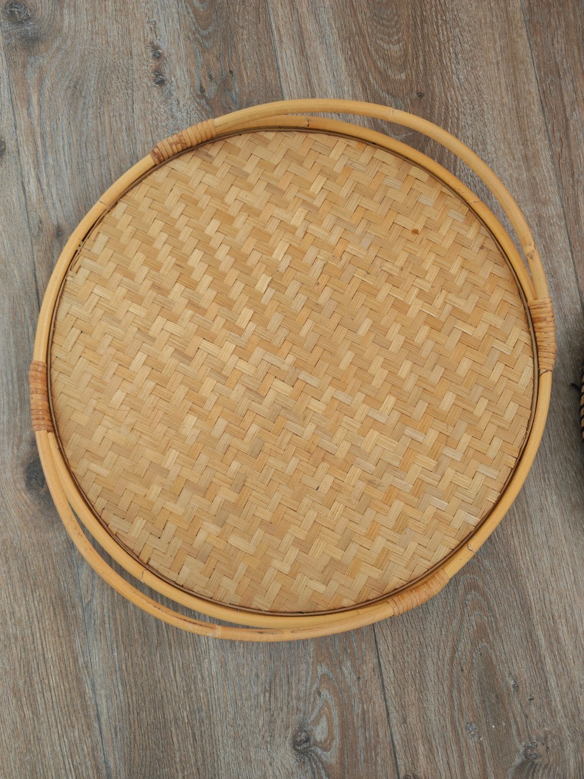 Ronde rieten schaal met handvatten, Huis en Inrichting, Schaal, Gevlochten, Rond, Ophalen of Verzenden