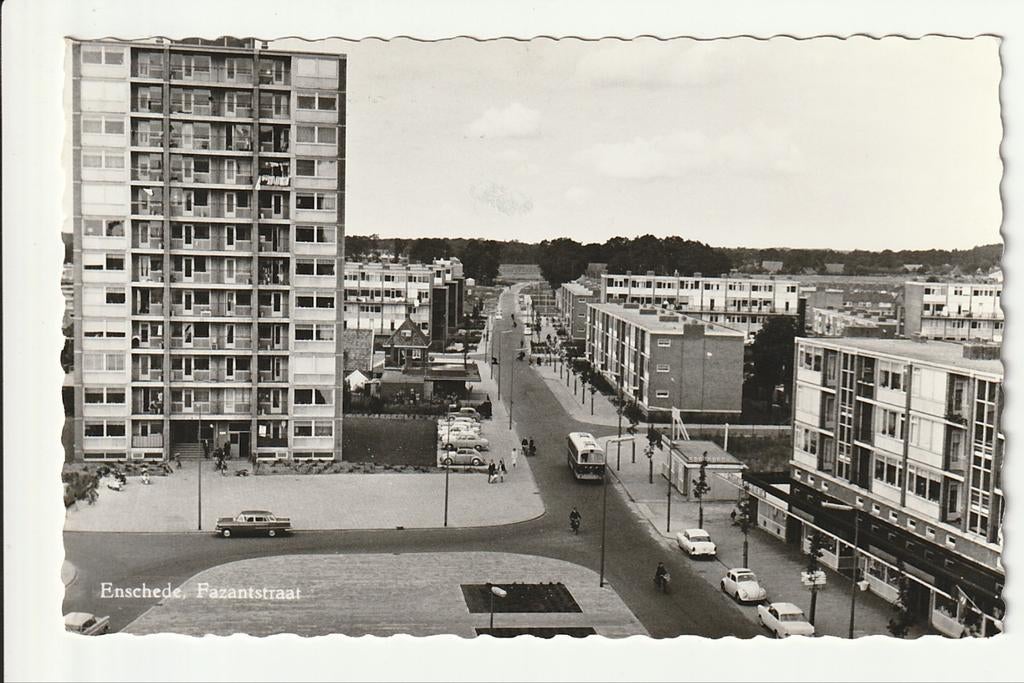 ENSCHEDE FAZANTSTRAAT FLAT WINKEL WONEN TET VERHEUL STADSBUS, Ophalen of Verzenden, 1960 tot 1980, Gelopen, Overijssel