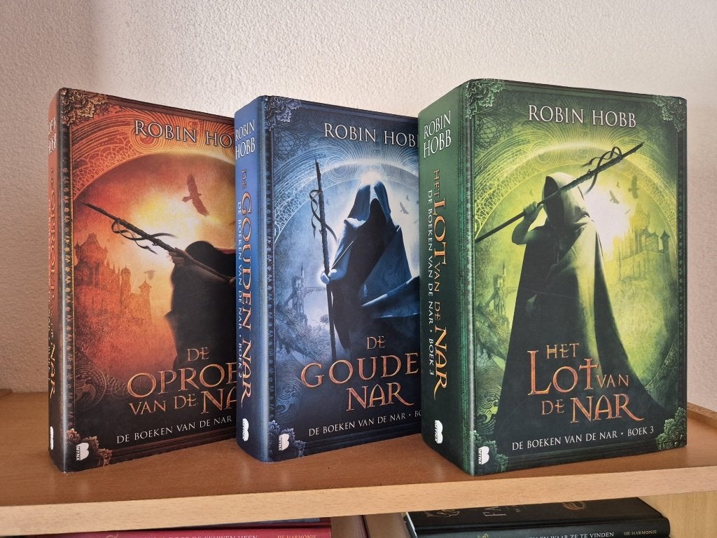 100 + BOEKEN FANTASY HOBB MARTIN MEYER SARAH J. MAAS, Boeken, Ophalen of Verzenden, Gelezen