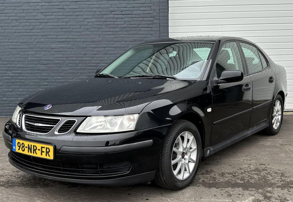 Saab 9-3 Sport Sedan 1.8 Linear 1STE EIG/NWEDISTRIBUTIE/VOLO, Auto's, Stof, Gebruikt, Zwart, 1796 cc