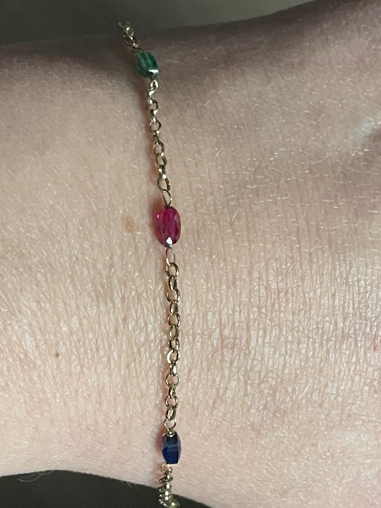 9 karaat geelgouden armbandje met robijn saffier smaragd, Sieraden, Tassen en Uiterlijk, Armbanden, Ophalen of Verzenden, Zo goed als nieuw