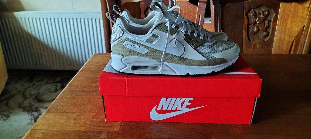 NIEUWE NIKE AIR MAX HERENSNEAKERS MAAT 44 !, Kleding | Heren, Schoenen, Verzenden, Wit, Sneakers of Gympen, Nieuw