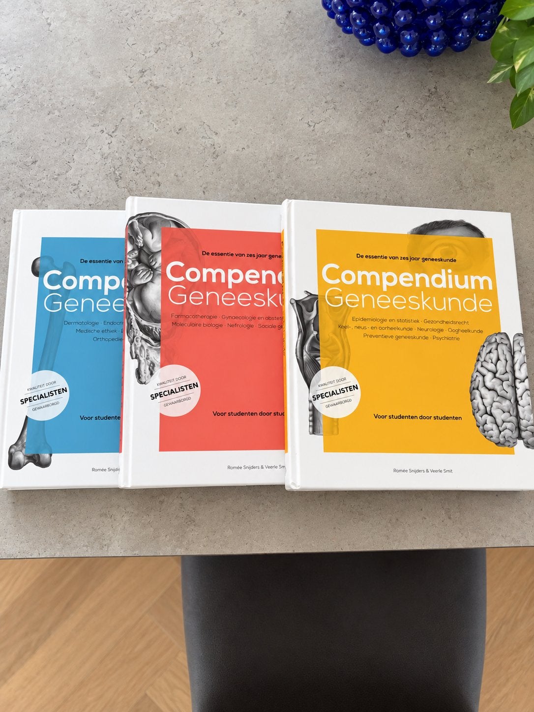 Compendium Geneeskunde - 3-delige reeks (minimaal gebruikt), Ophalen of Verzenden, Beta, Zo goed als nieuw, WO