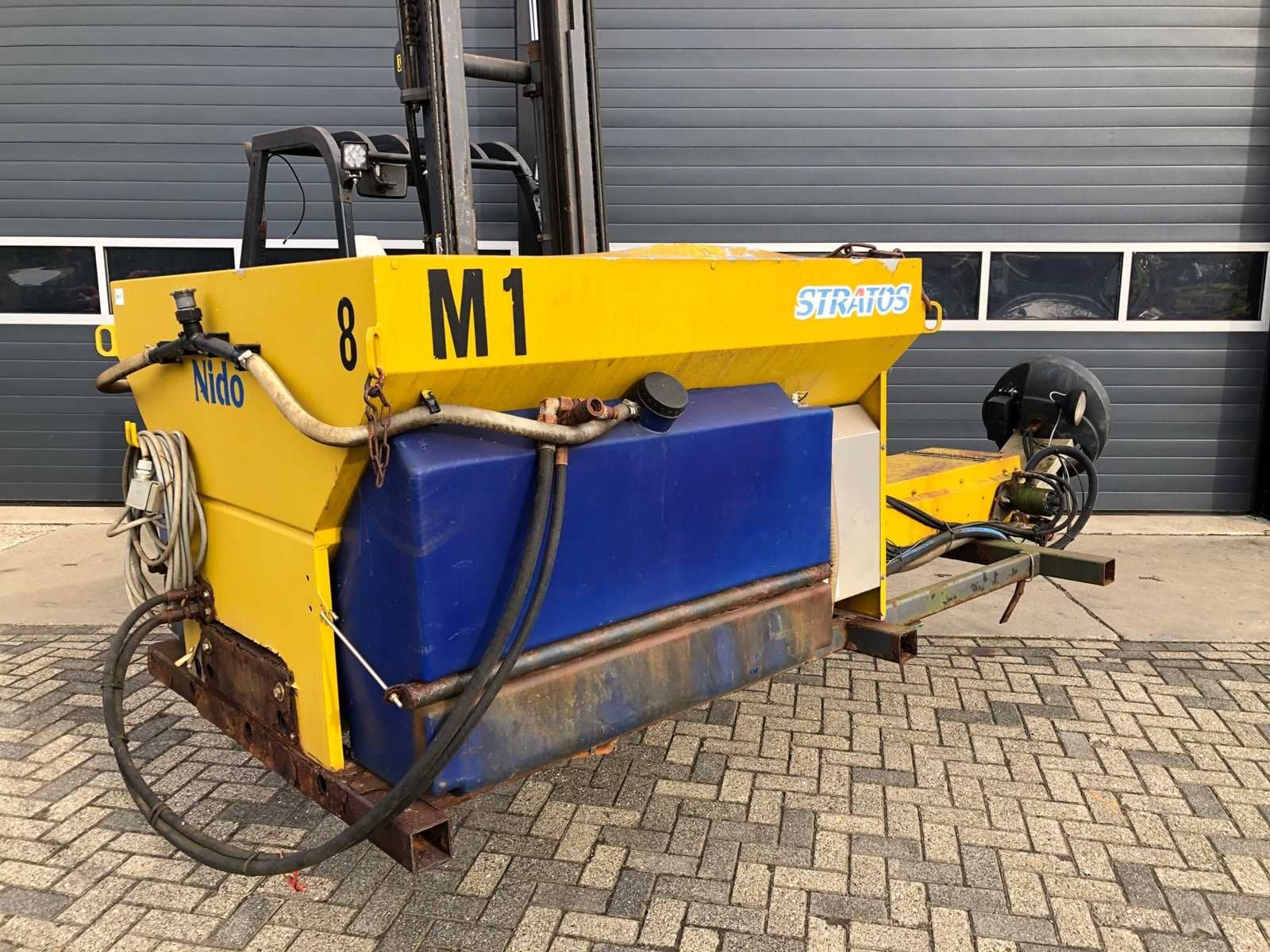 2002 Nido Stratos B11-24 VAL Zoutstrooier