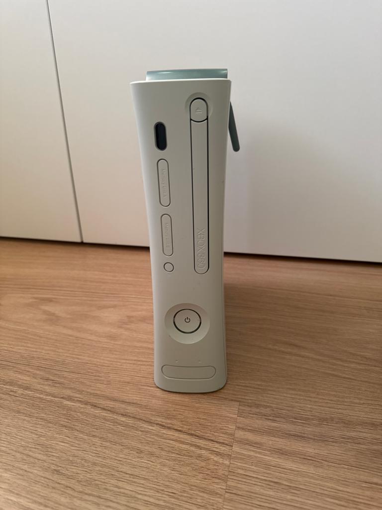 Xbox 360 Compleet Pakket: Console, 4 Controllers, 21 Games, Spelcomputers en Games, Spelcomputers | Xbox 360, 360 Arcade of Core