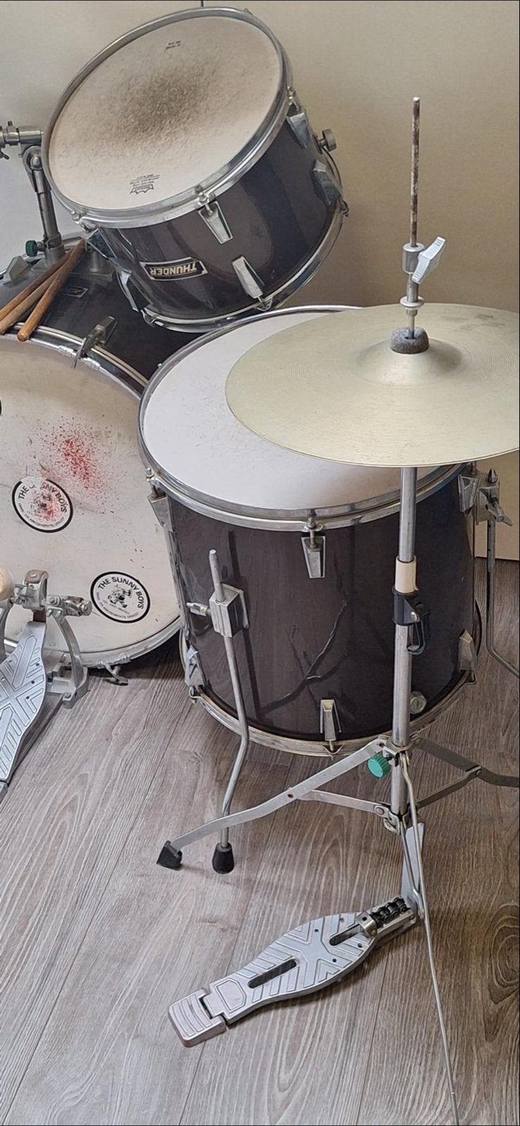Thunder Drumstel - Compleet met bekkens en pedalen, Ophalen, Gebruikt, Overige merken