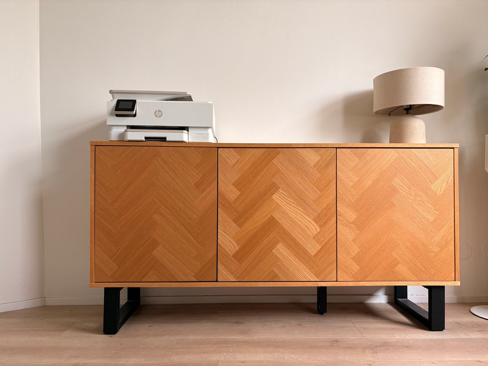 Houten opbergkast of dressoir voor werk- of woonkamer, Ophalen, Gebruikt, 150 tot 200 cm, 25 tot 50 cm