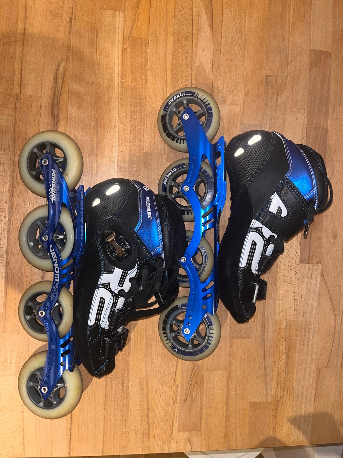 Powerslide Venom 12.8 Inline Skates - Maat 42, Sport en Fitness, Ophalen, Gebruikt, Heren, Inline skates 4 wielen