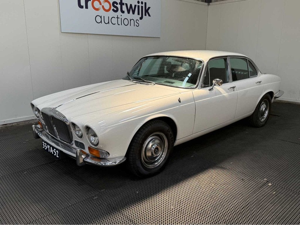Daimler - Sovereign - 4.2 - Oldtimer - 1973, Auto's, Oldtimers, Overige carrosserieën, Wit, 245 pk, Bedrijf