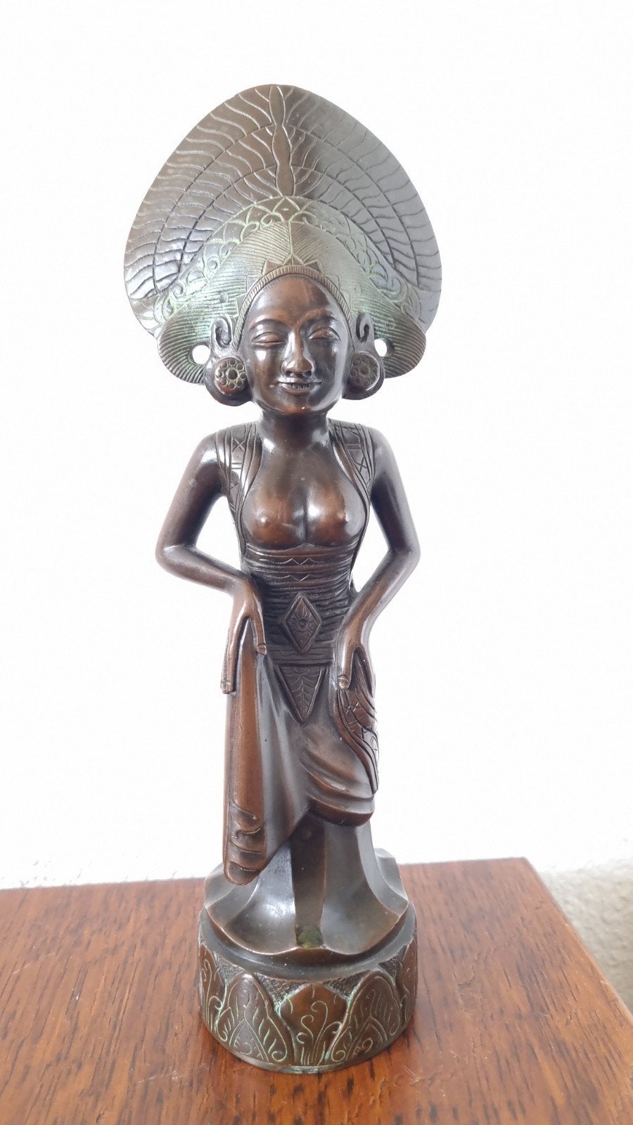Bronzen beeldje Indochina. Bali Indonesië Art Deco, Antiek en Kunst, Kunst | Beelden en Houtsnijwerken, Ophalen of Verzenden