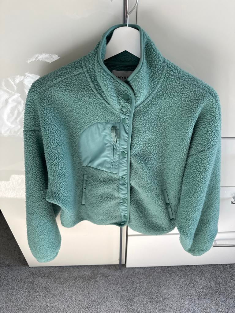 Trendy Groene Teddy Jas - Zo goed als nieuw, Kleding | Dames, Jassen | Zomer, Zo goed als nieuw, Maat 38/40 (M), Groen, Ophalen of Verzenden