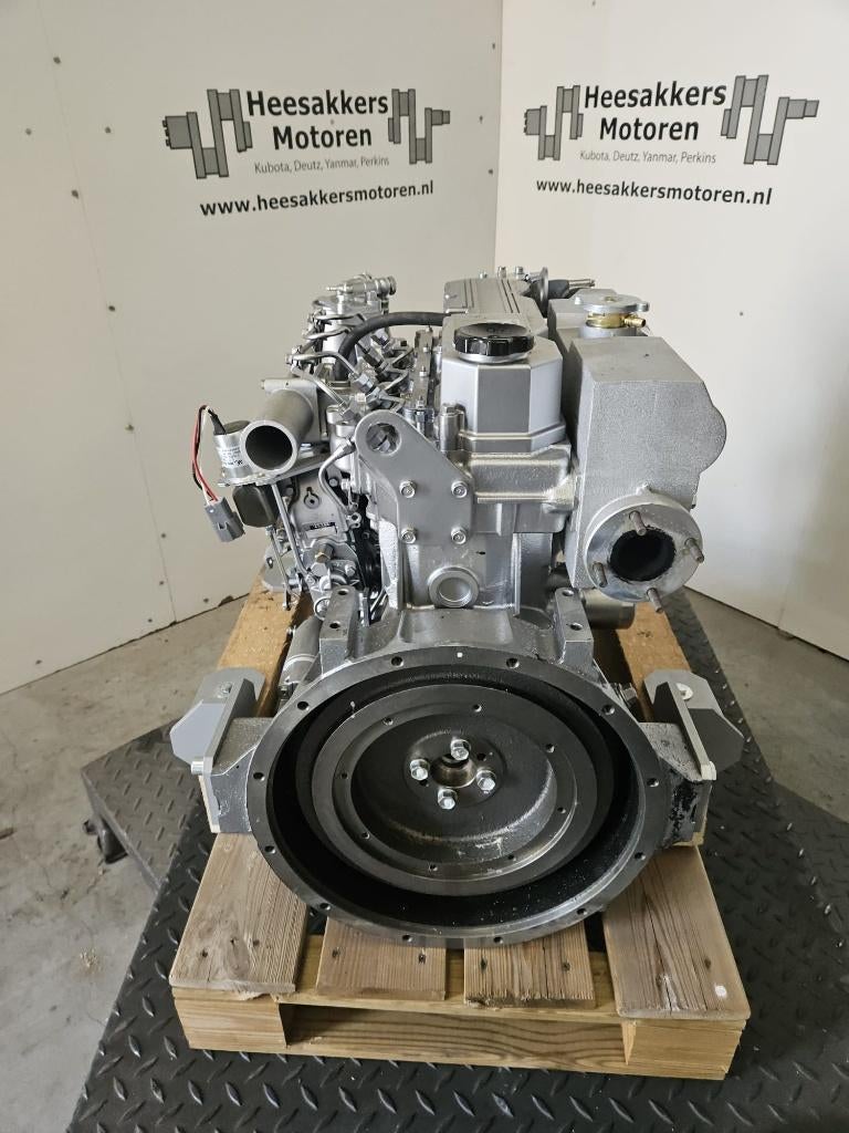 Mitsubishi S4Q 2 marine, Ophalen of Verzenden, Nieuw, Dieselmotor, 1800 rpm of meer