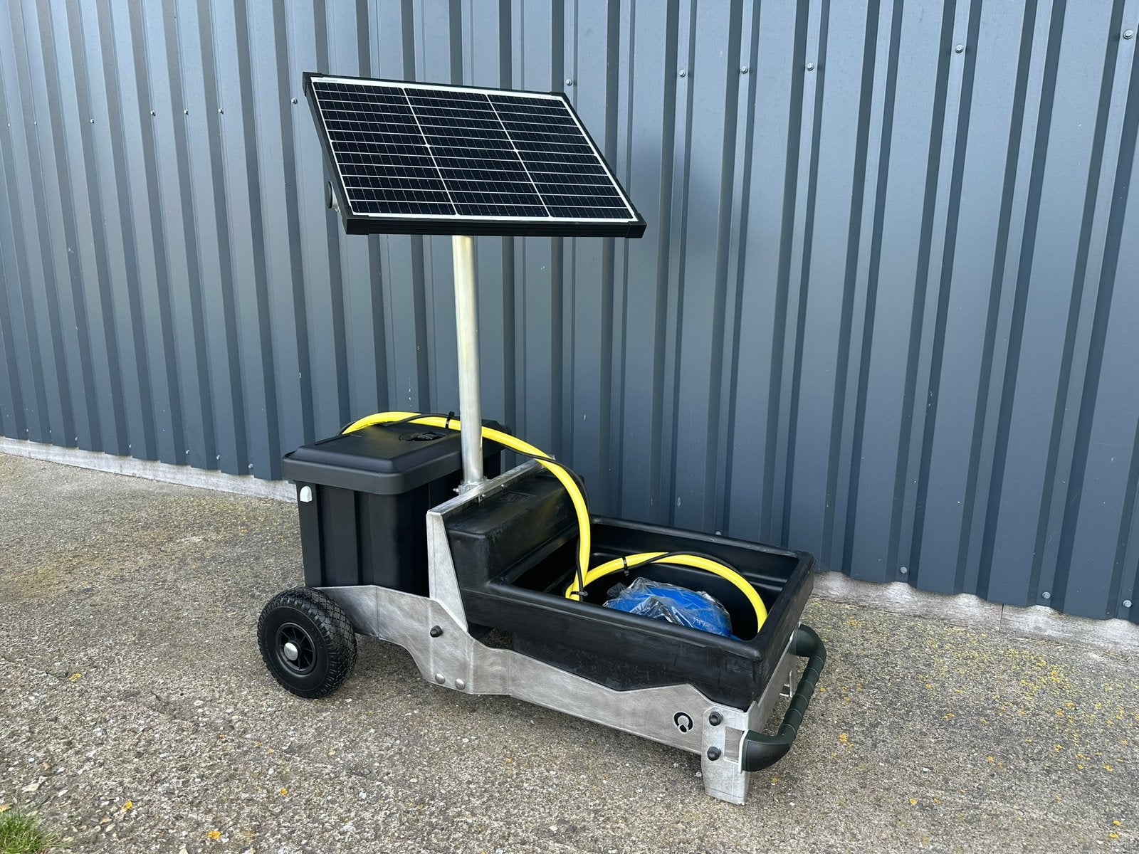 Nieuwe Solar Drinkwaterbak Weidedrinkbak schapen, Dieren en Toebehoren, .., ..., ..., Toebehoren