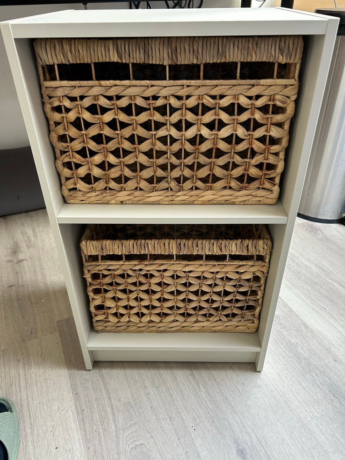 Opbergkastje met 2 rieten mandjes - 67x39x30 cm, Ophalen, Zo goed als nieuw