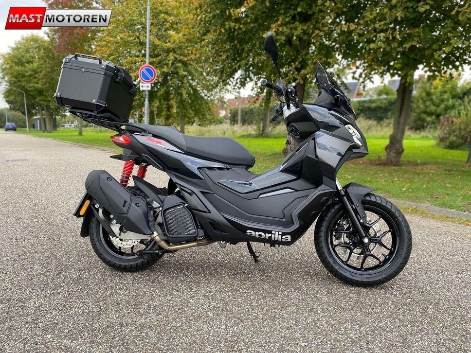 APRILIA SR GT 200 (bj 2026) 1.454 km, Scooter, Bedrijf, Onbekend, APRILIA