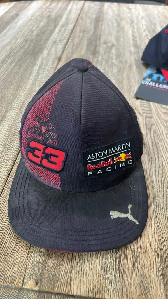 Max verstappen pet puma red bull formule 1, Ophalen of Verzenden, Zo goed als nieuw