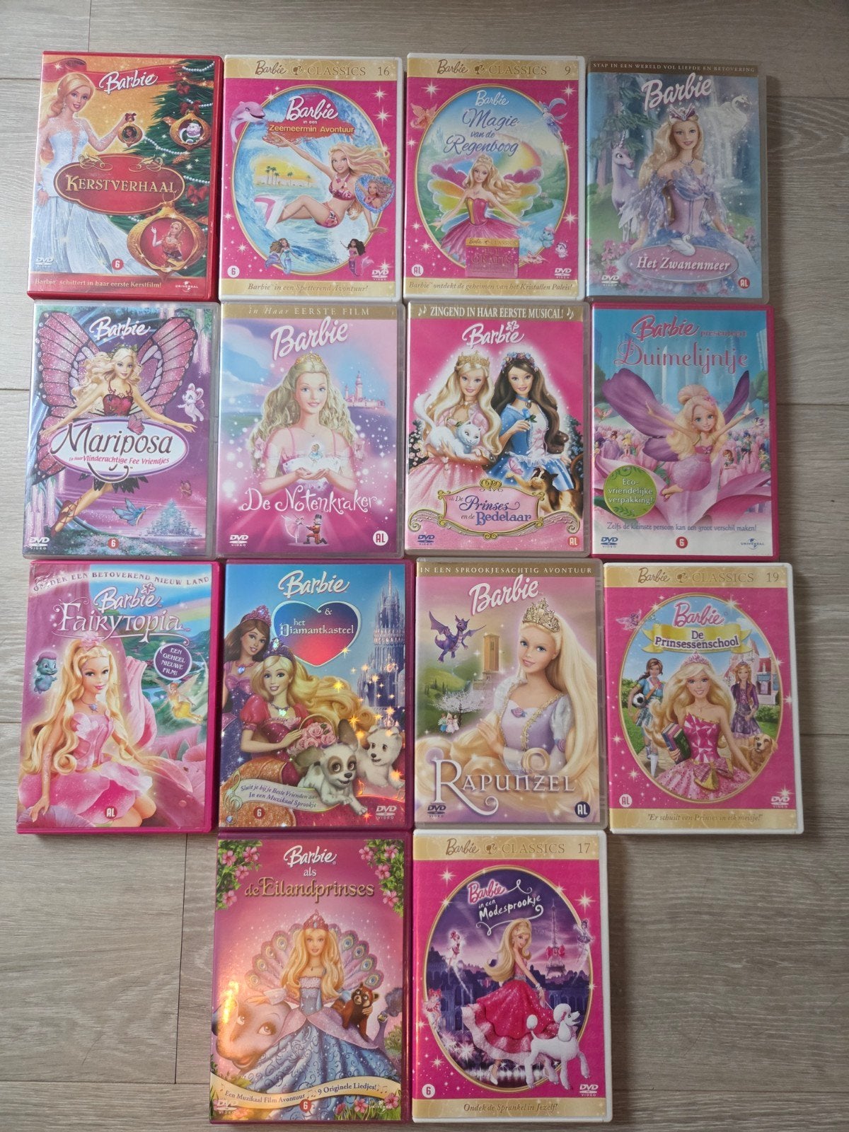 Barbie - 14x dvd's, Alle leeftijden, Ophalen of Verzenden, Zo goed als nieuw