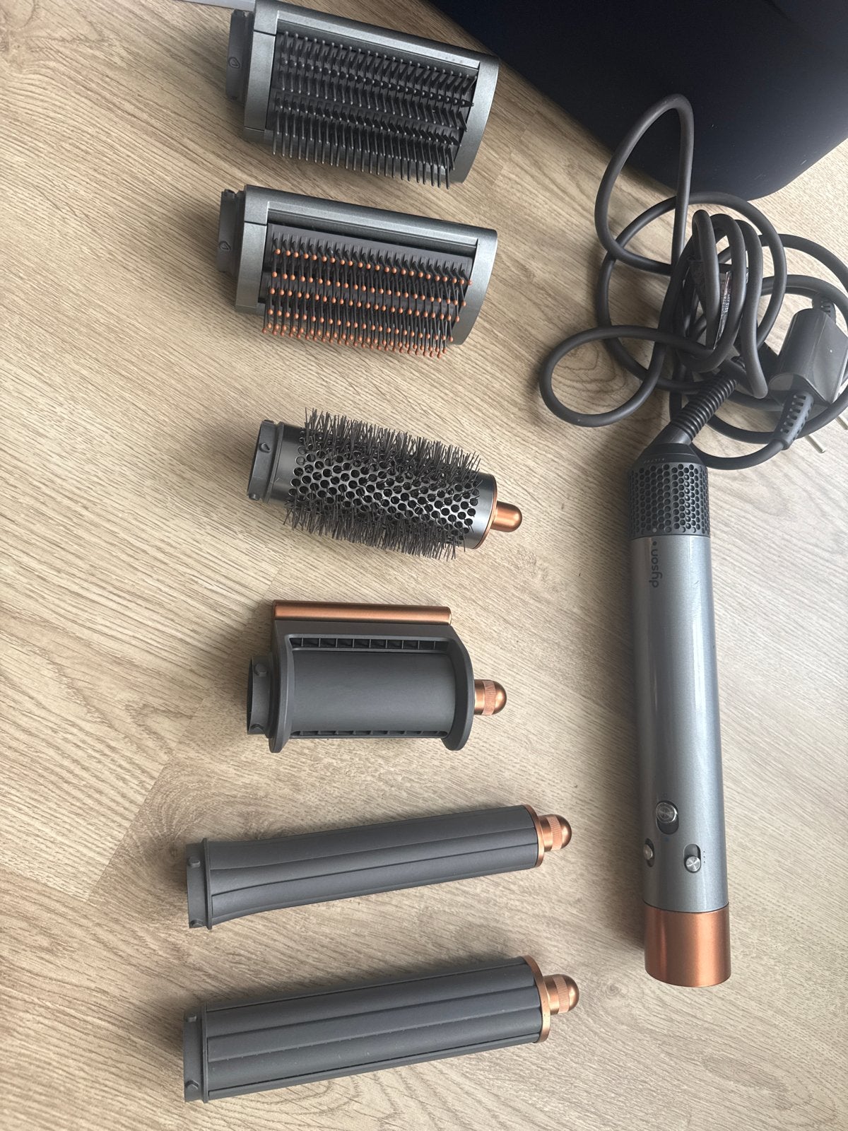 Dyson Airwrap Complete Long + doos, Ophalen of Verzenden, Zo goed als nieuw, Haarverzorging