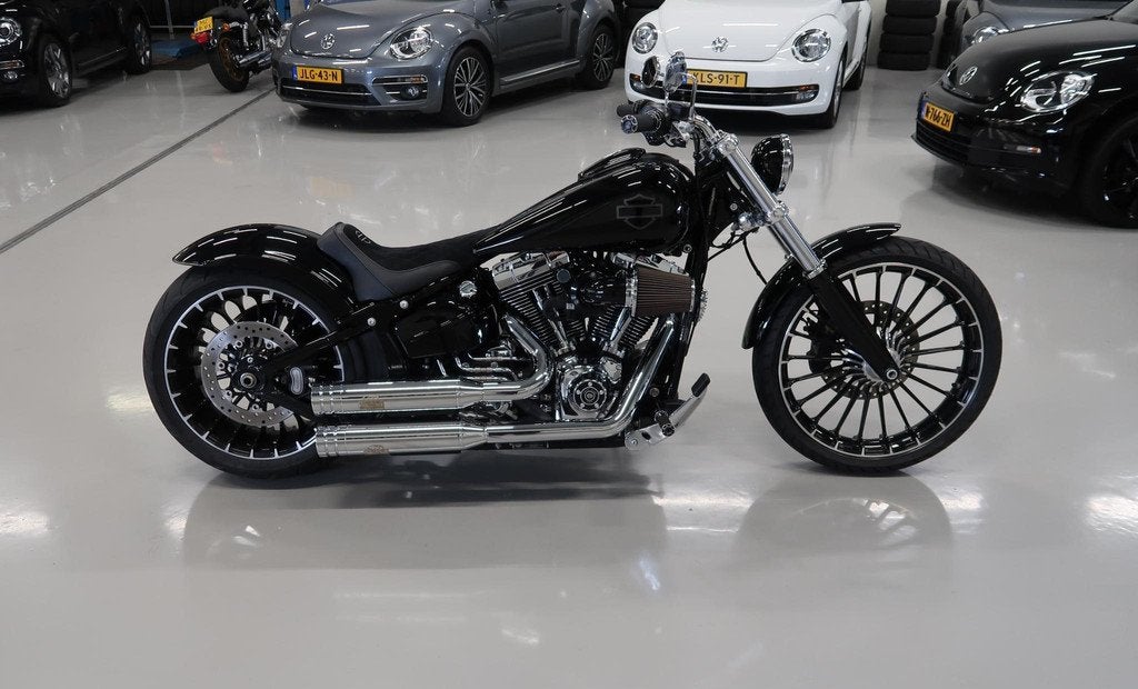 Harley Davidson 103 FXSB Softail Breakout Custom 8.320 km! N, Motoren, Laan van Vredenoord 33
2289 DA  Rijswijk, NL, 1690 cc, H-DCUSTOMERSERVICE@Harley-Davidson.com