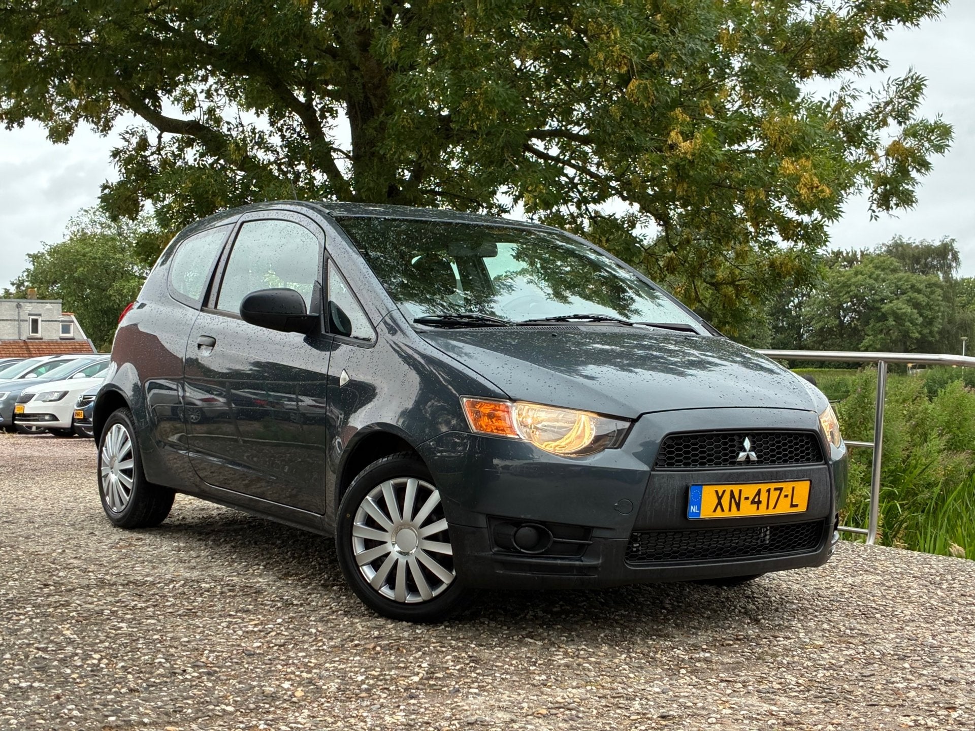 Mitsubishi Colt 1.1 Inbusiness | '' Nieuwe APK '' + Airco Nu, Voorwielaandrijving, Stof, Gebruikt, Colt