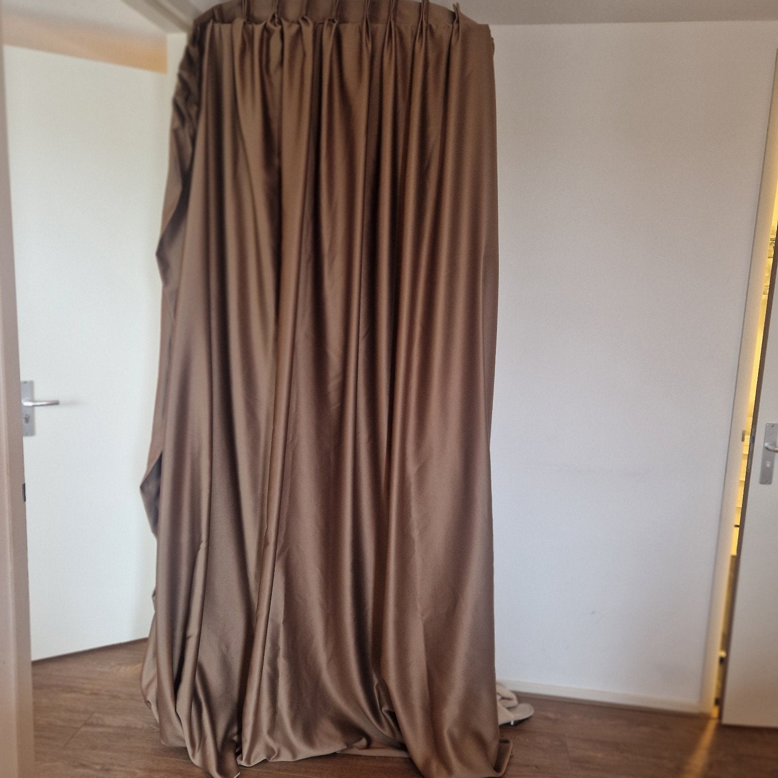 Luxe Eric Kuster gordijnen lengte 270 cm Hoogte 280 cm, Huis en Inrichting, 270 cm, 280 cm, Verduisterend, Nieuw