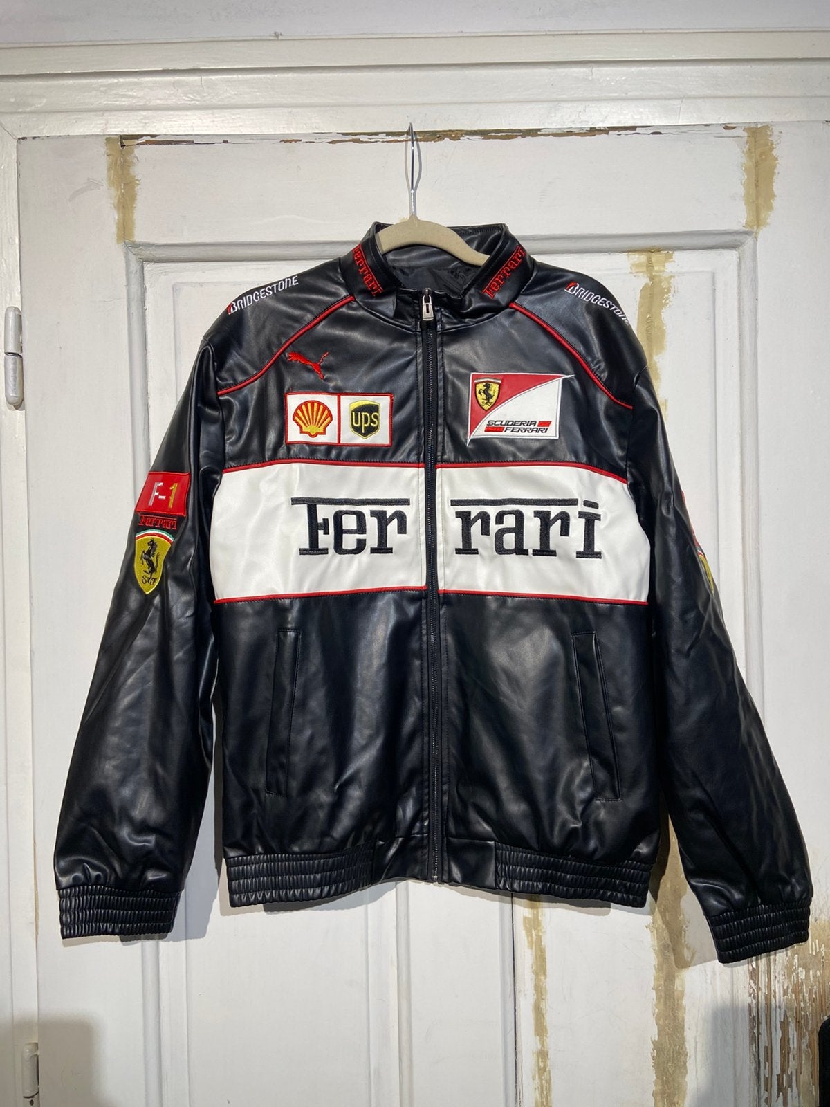 Ferrari Marlboro-jas Rood (maat XL) Lederlook white, Ophalen of Verzenden, Zo goed als nieuw, Maat 56/58 (XL), Wit