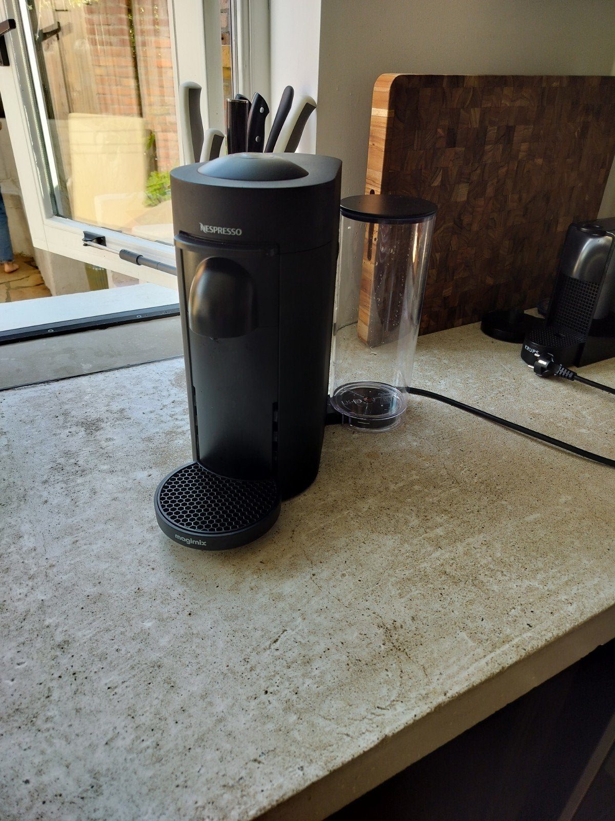 Nespresso Vertuo, Ophalen, Gebruikt, Koffiemachine, 1 kopje