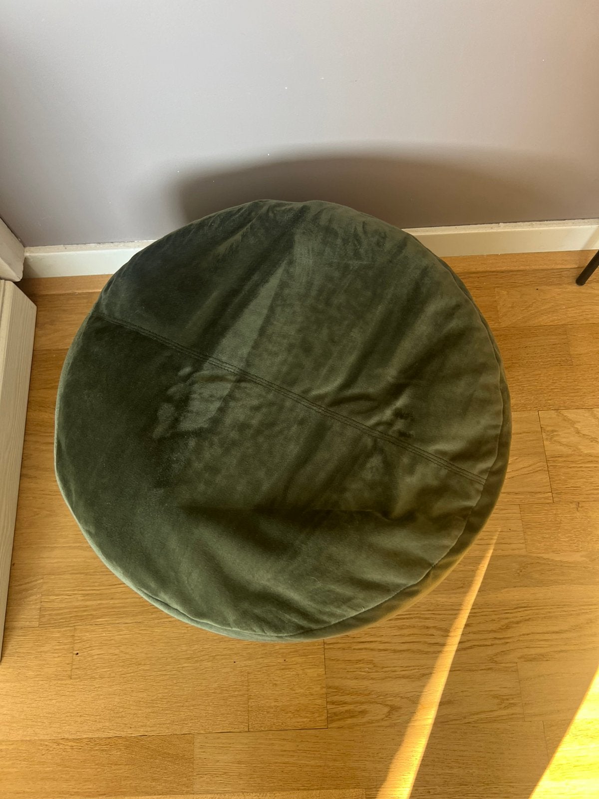Groene ronde poef, Huis en Inrichting, Zitzakken, Ophalen, Zo goed als nieuw, Groen, Overige typen
