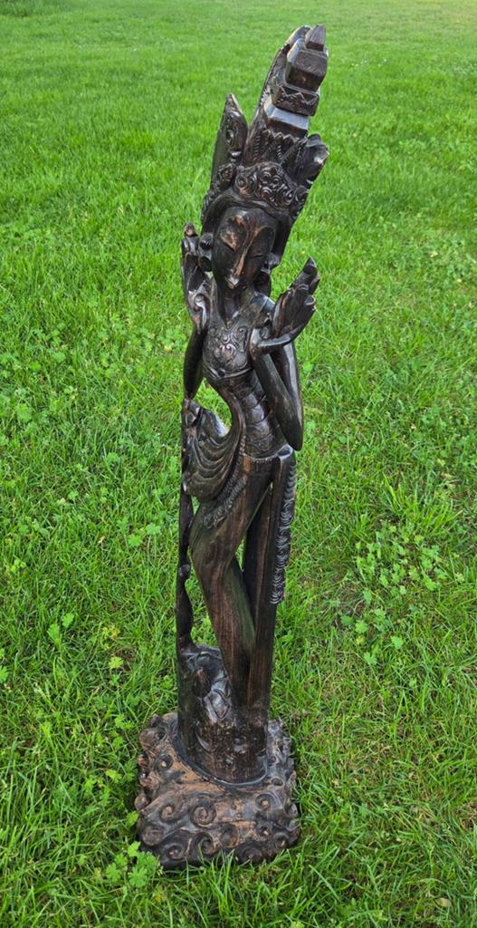 Vintage handgesneden ebbenhouten beeld Balinese vrouw, Ophalen, Houtsnijwerk, 1 meter - 2 meter, Hout