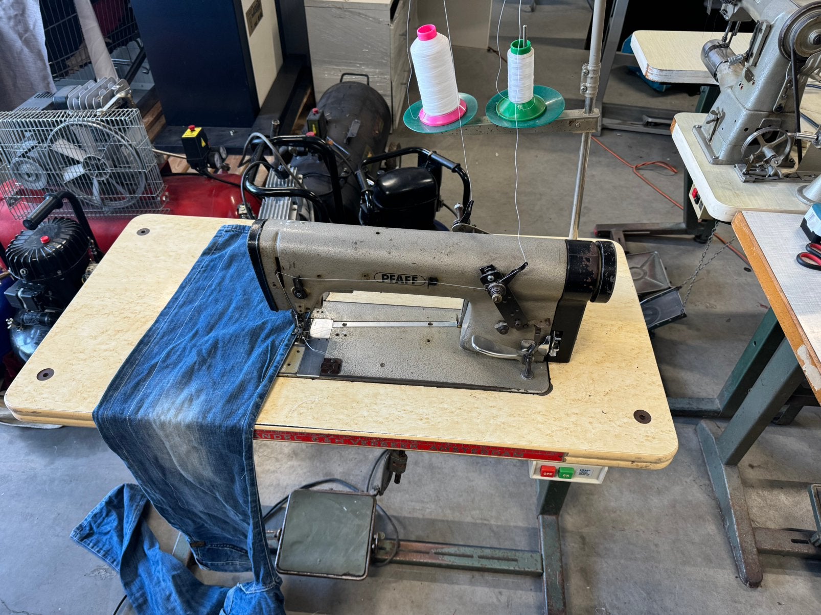 Industriele naaimachine pfaff kettingsteek chainstitch, Pfaff, Ophalen of Verzenden, Naaimachine, Pfaff
