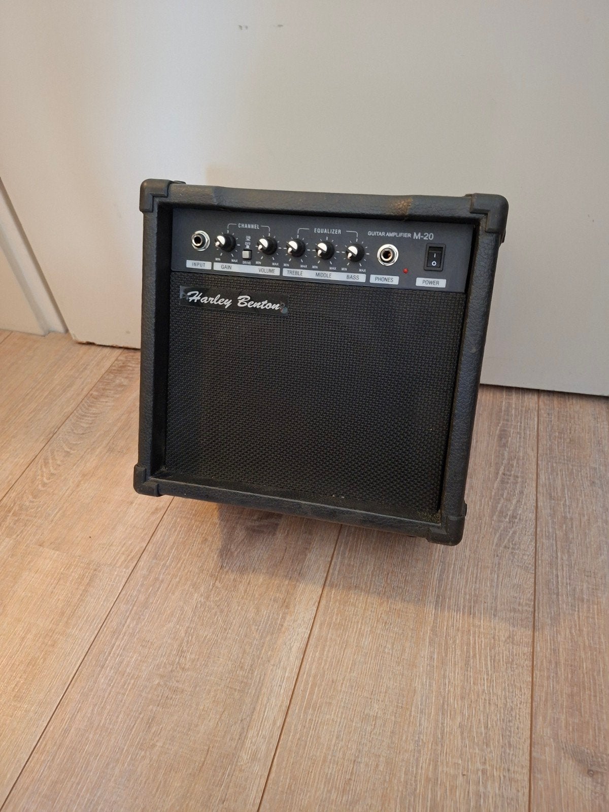 Harley Benton M-20 Gitaarversterker, Ophalen of Verzenden, Gebruikt, Gitaar, Minder dan 50 watt