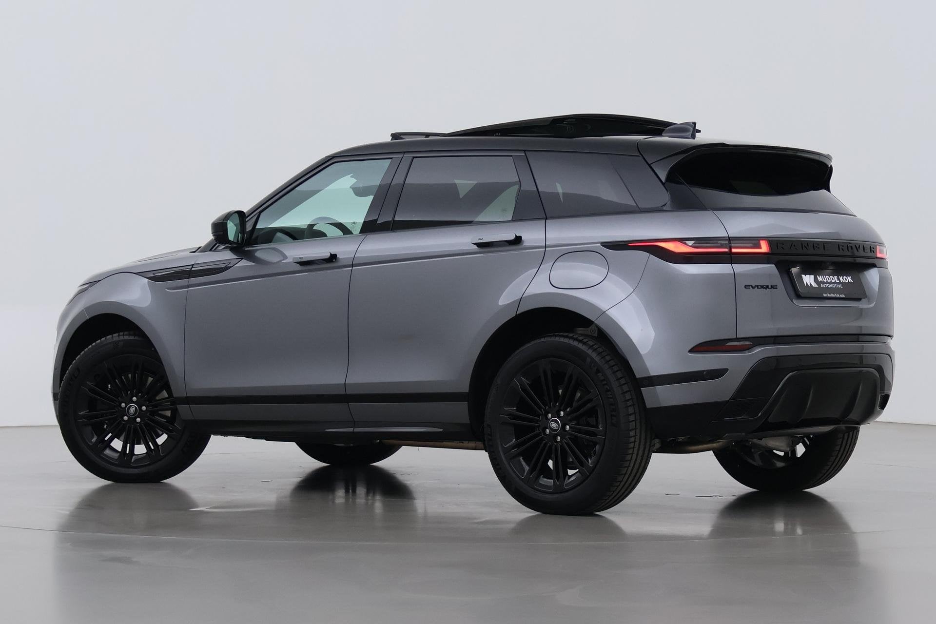 Land Rover Range Rover Evoque P270e PHEV Dynamic SE | Black, Auto's, Land Rover, Automaat, 15 kWh, Bedrijf, Vierwielaandrijving