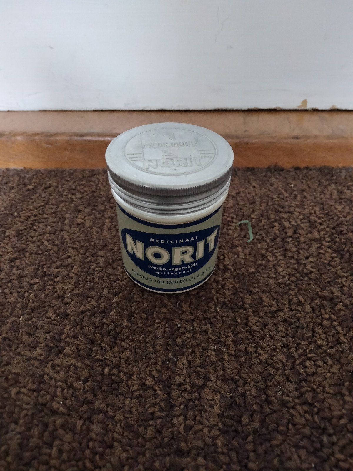 Vintage Medicinale Norit Blikje - Inhoud 100 Tabletten, Ophalen of Verzenden, Gebruikt, Overige, Overige merken