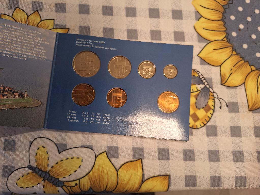 JAARESET NEDERLANDSE ANTILLEN 1985 NIKKEL0,01ct -F2,50, Postzegels en Munten, Ophalen of Verzenden, Postfris