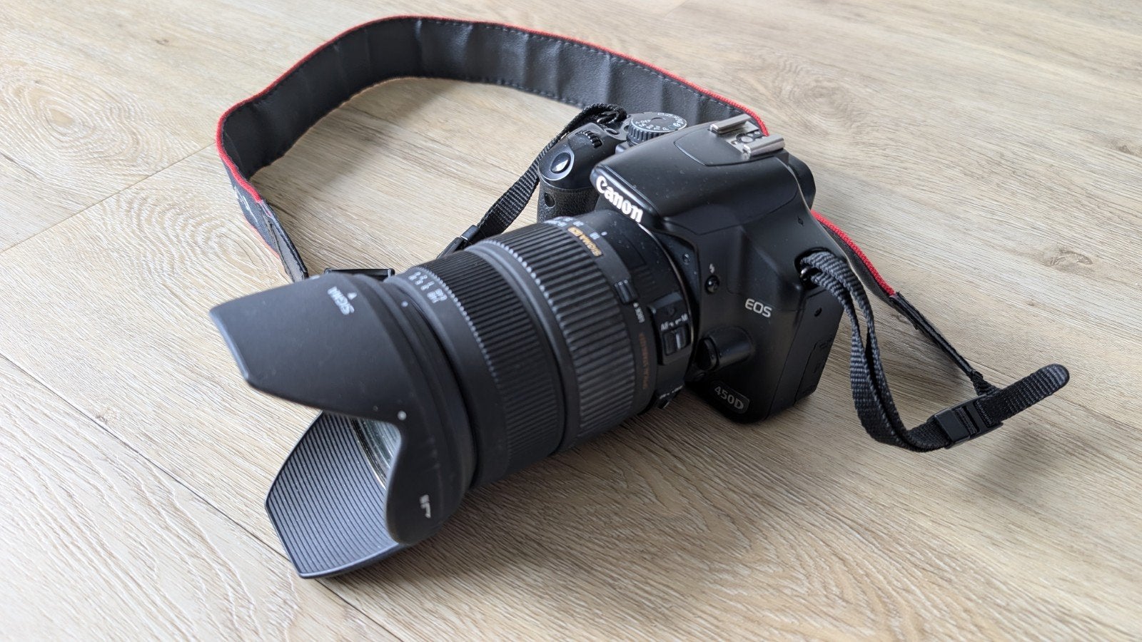 Canon EOS 450D met Sigma 18-200 mm lens en veel accessoires, Beeldstabilisatie, Geheugenkaart, Gebruikt, Spiegelreflex
