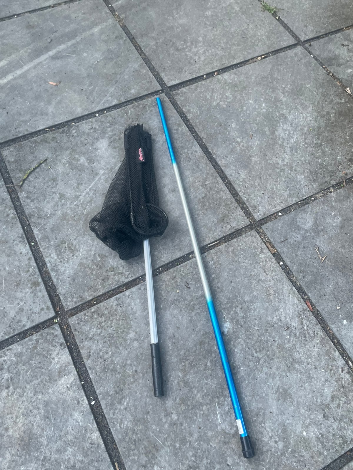 Visnet+vishengel, Ophalen, Zo goed als nieuw
