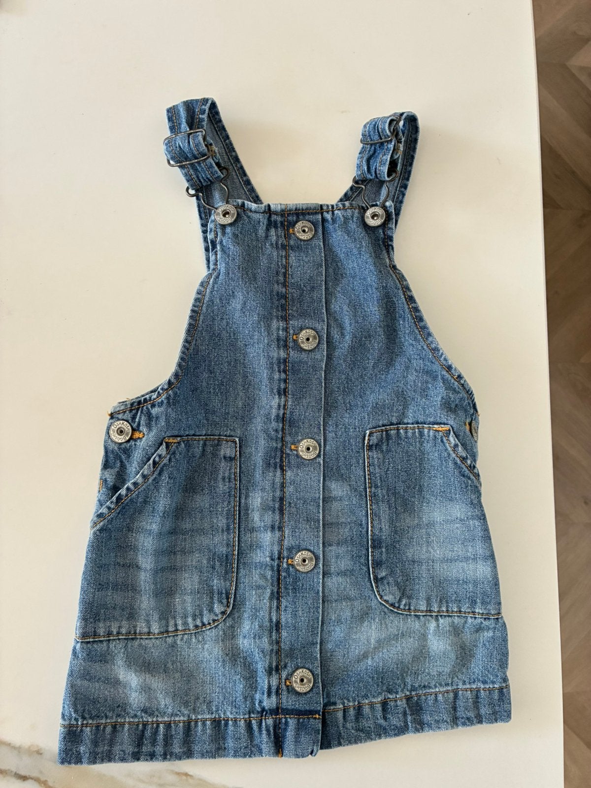 Oshkosh jurk maat 98, Ophalen of Verzenden, Zo goed als nieuw, Meisje, Jurk of Rok