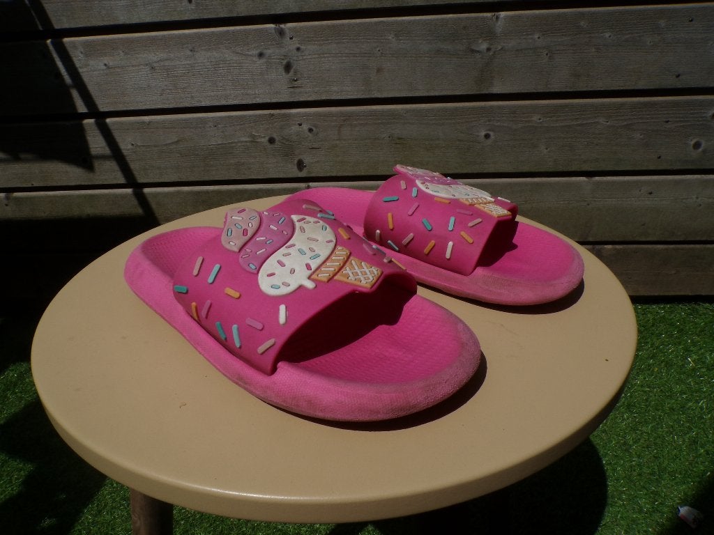 Slippers (roze) voor meisjes met ijsje (maat 32-33), Ophalen, Gebruikt, Meisje, Overige typen