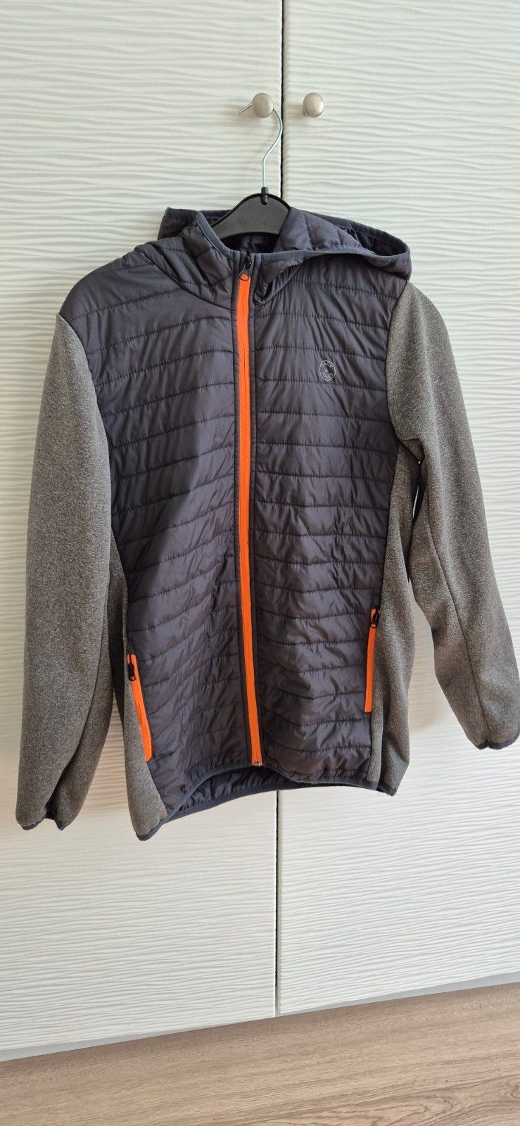 Jack & Jones jongensjas maat 164, Ophalen, Zo goed als nieuw, Jongen, Trui of Vest