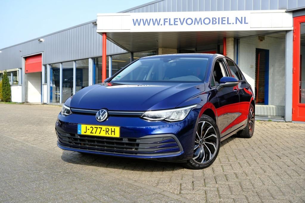 Volkswagen Golf 1.0 TSI Golf Clima|CarPlay|LMV|PDC, Voorwielaandrijving, 1160 kg, Gebruikt, Euro 6