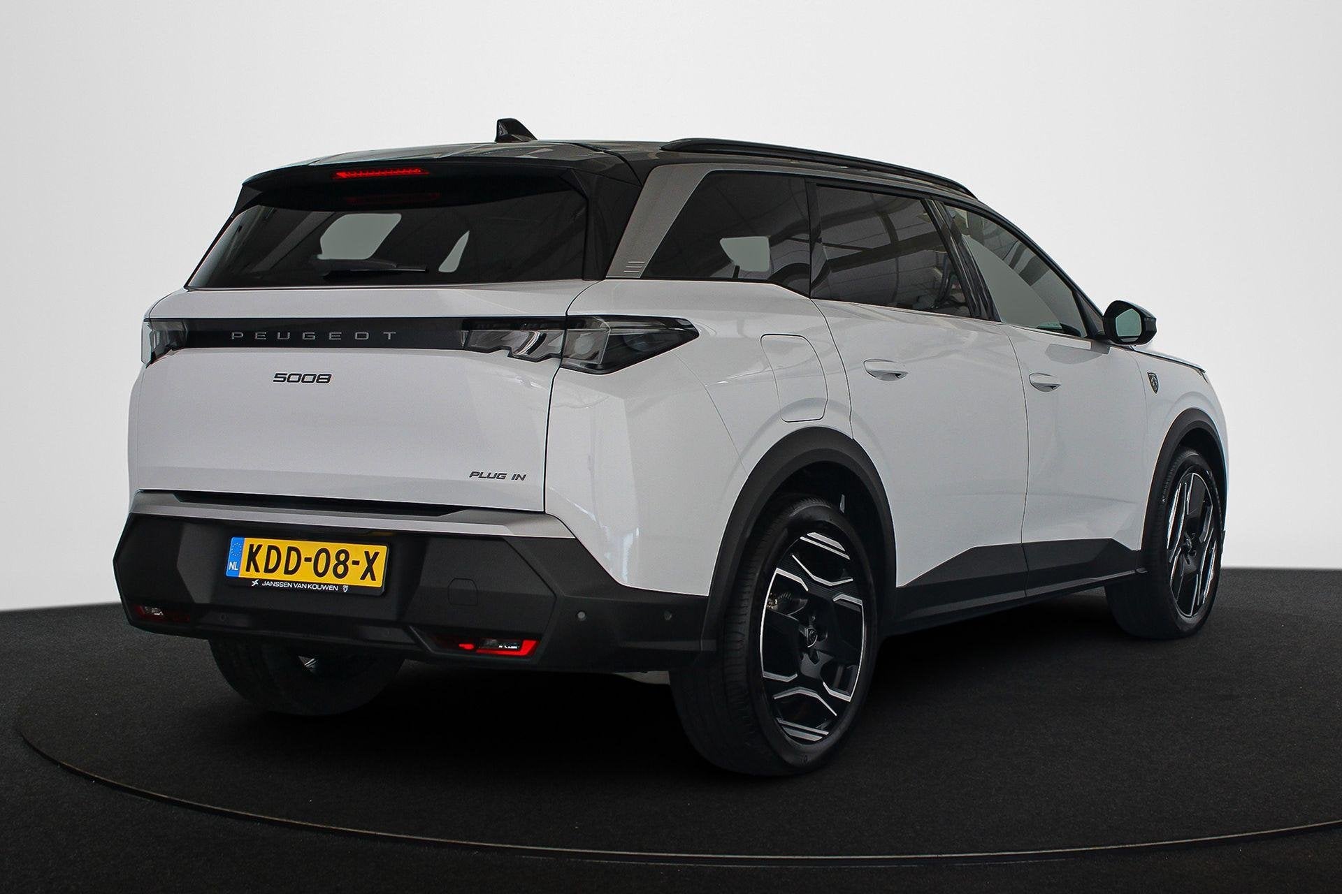 Peugeot 5008 1.6 Plug-in Hybrid 195 GT Exclusive 7p Panorama, 4 cilinders, 7 stoelen, Wit, Hybride Elektrisch/Benzine