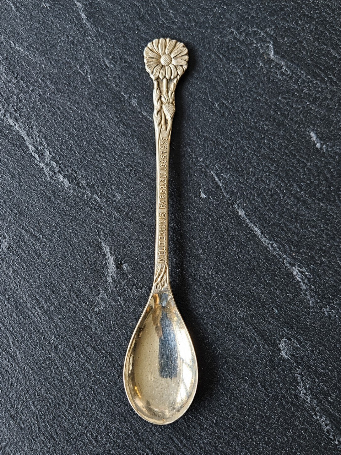 Verzilverde herdenkingslepel Kleuterhuis Margriet 1945-1955, Ophalen of Verzenden