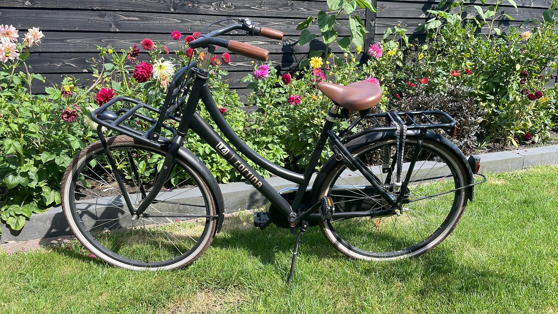 Meisjesfiets Cortina U4, Fietsen en Brommers, Fietsen | Meisjes, Terugtraprem, Gebruikt, Versnellingen, Ophalen