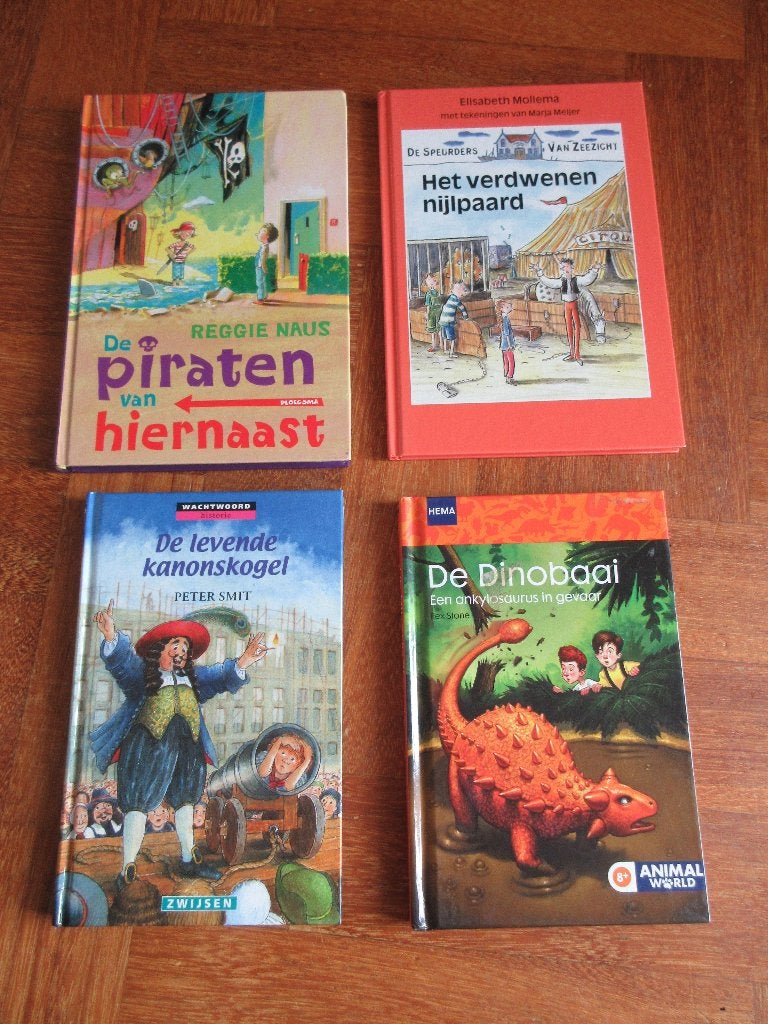 4 x boeken Avi M5 / E5, Boeken, Ophalen of Verzenden, Gelezen, Fictie algemeen