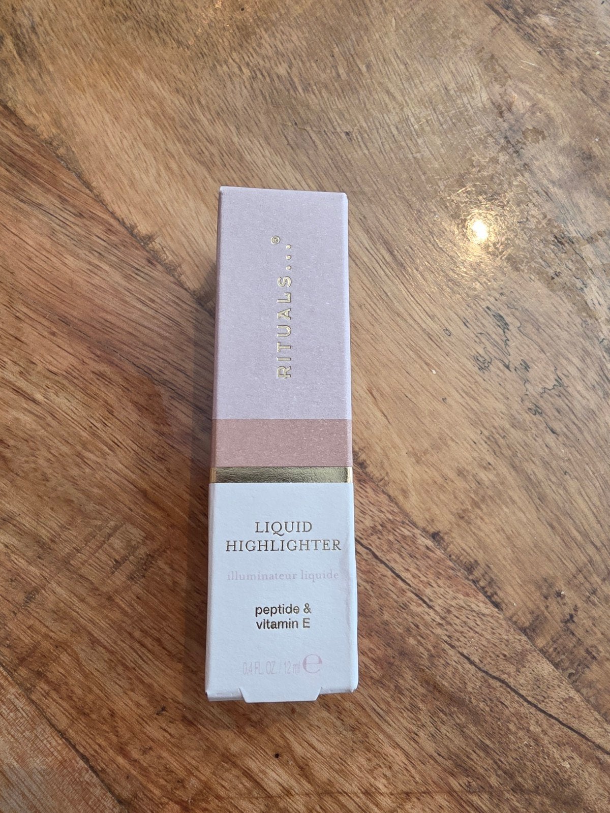 Nieuwe Rituals Liquid Highlighter - Peptide & Vitamine E, Overige kleuren, Gehele gezicht, Nieuw, Ophalen of Verzenden